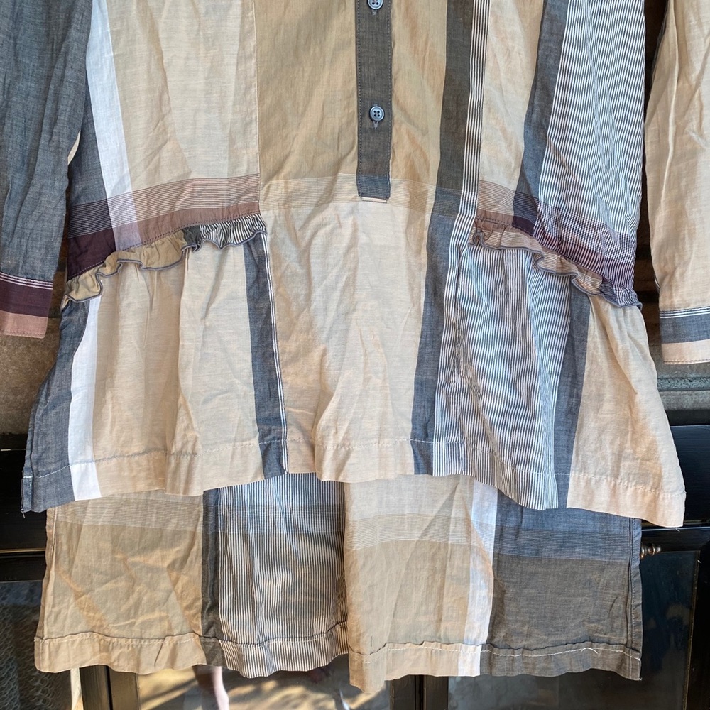 Zara Basic Button Up Ruffle Tunic - Picture 2 of 8